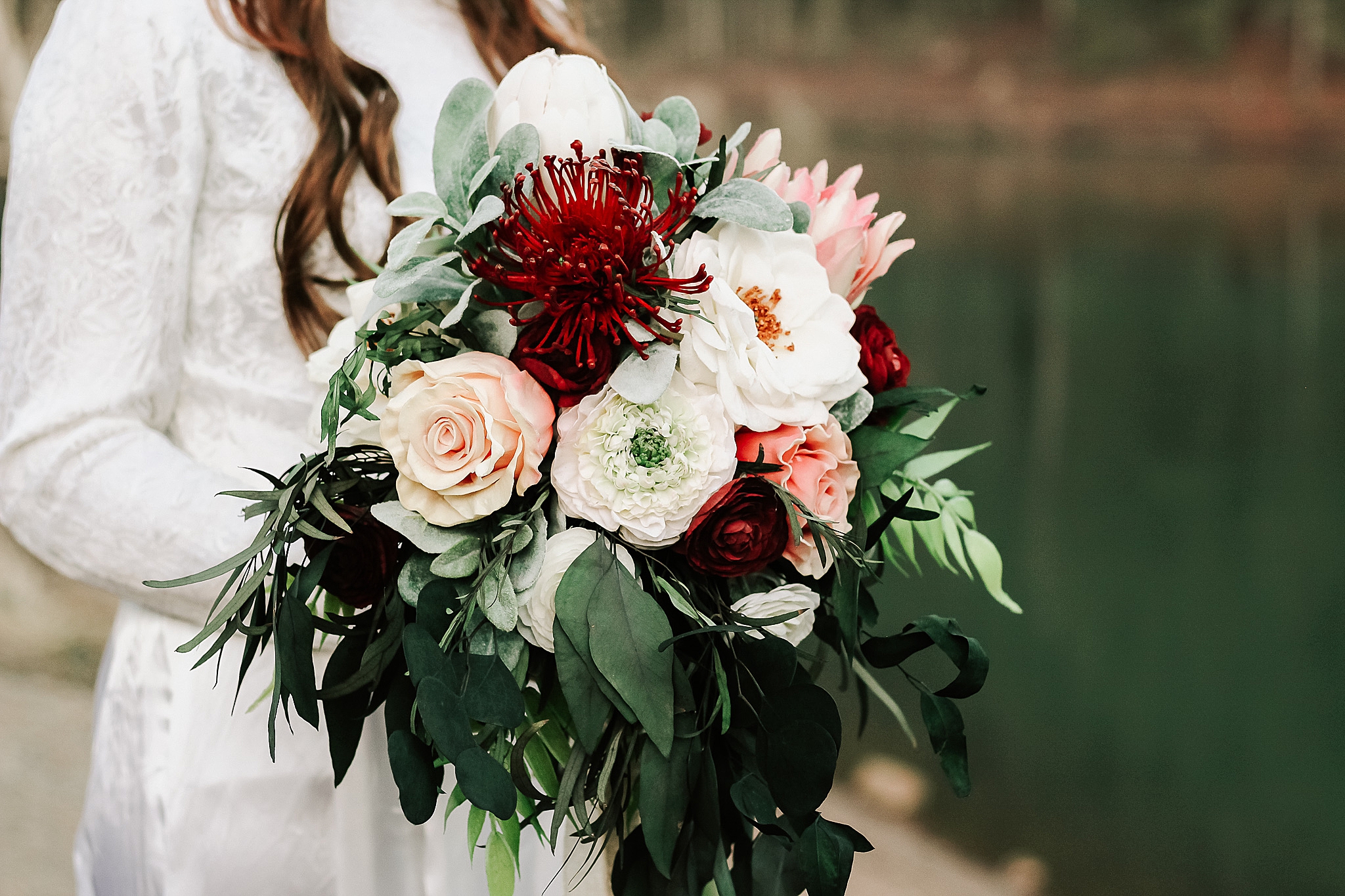 bride bouquet at a timber moose lodge wedding by adrian wayment photo